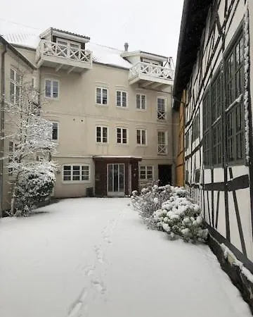Stemningsfuld Lejlighed - 3 Minutters Gang Fra H.c. Andersens Hus شقة *