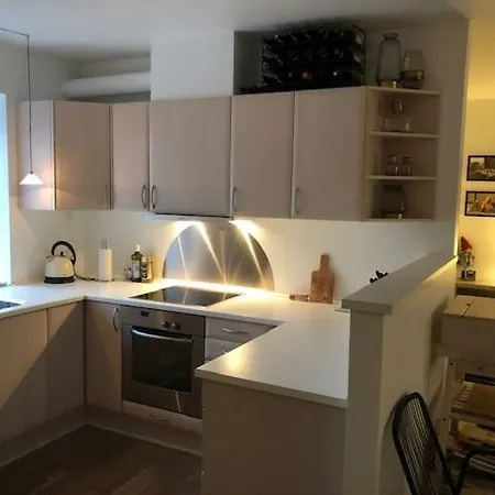 Stemningsfuld Lejlighed - 3 Minutters Gang Fra H.c. Andersens Hus شقة *